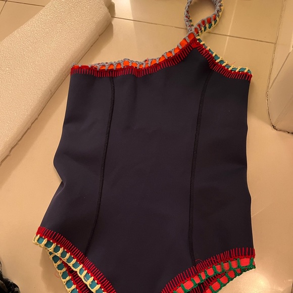 Kiini one shoulder swim size small - Picture 4 of 5